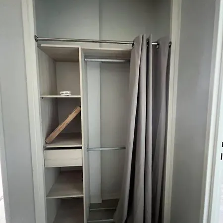 아파트 Contemporary Haven *